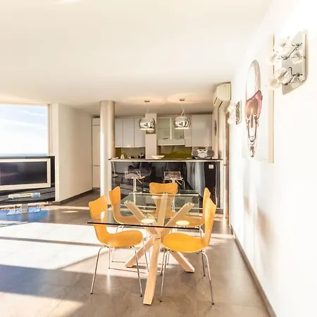 La Dragonniere Apartment *
